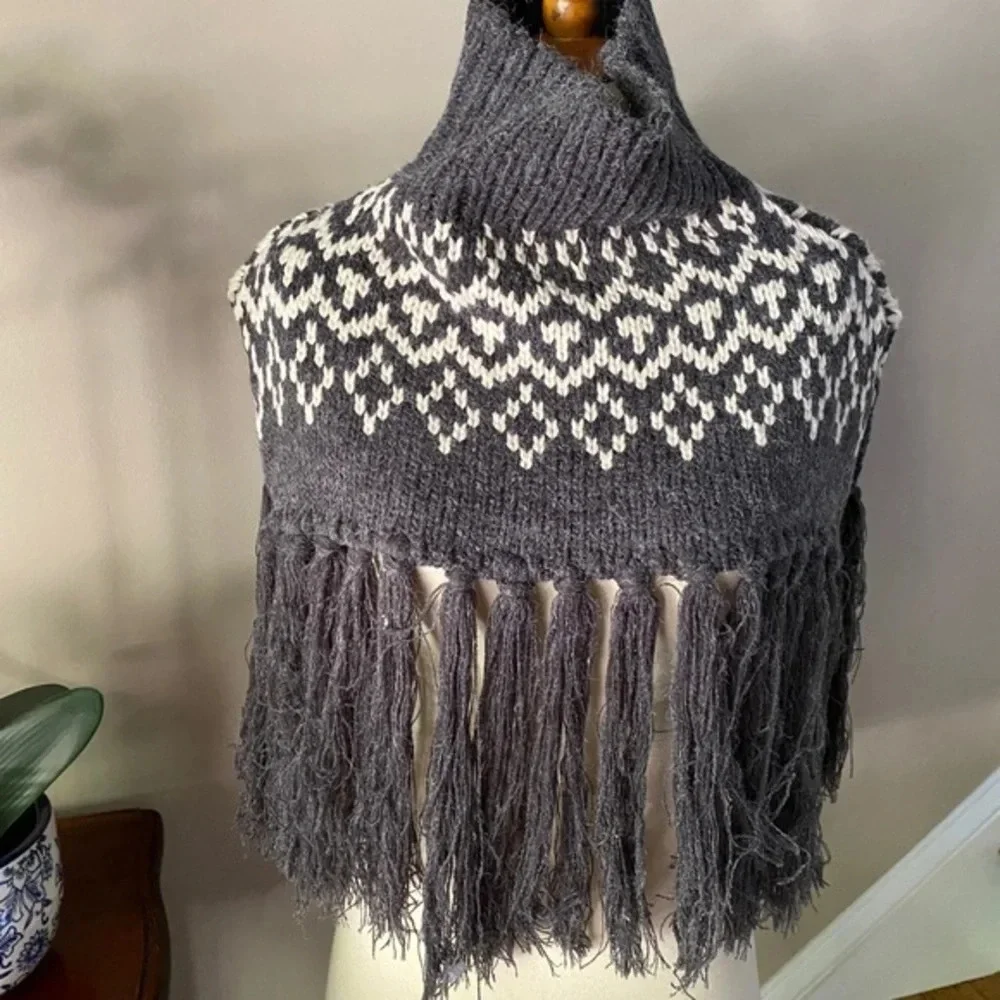 Anthropologie Grey Fringe Turtleneck Collar